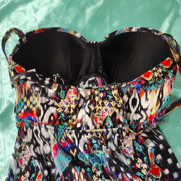 Women's Profile size 8 Top with built-in Bra - Picture 5 of 9